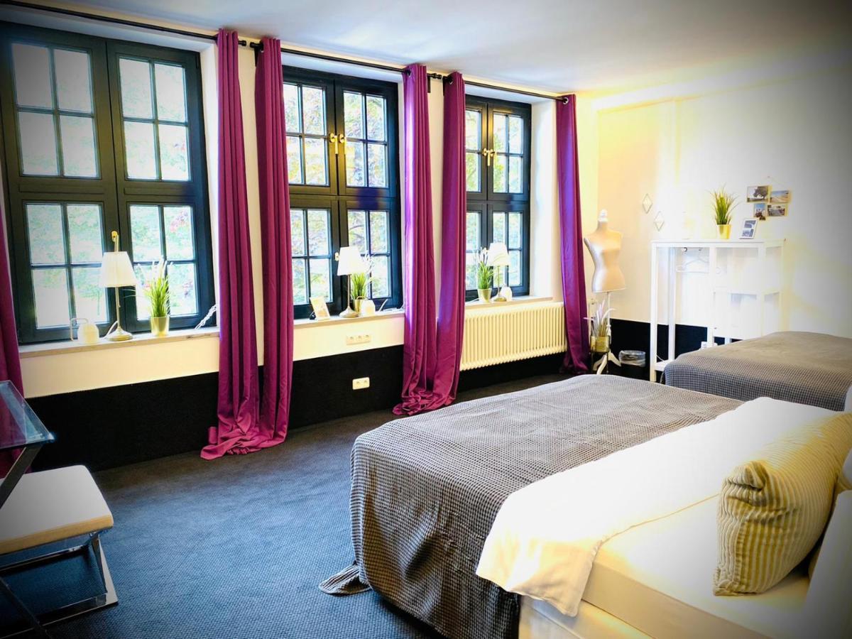 Sleephotels Suite Garde Hamburgo Quarto foto